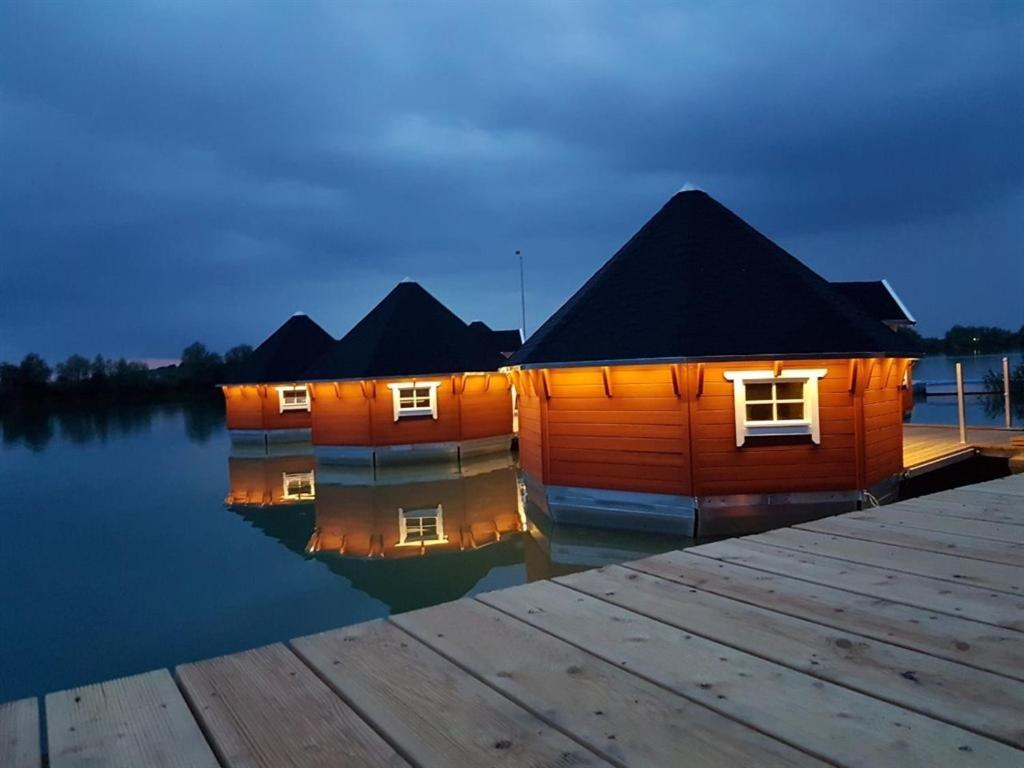 Maritime Freizeit Camp "Mfc" Erfurter Seen Exterior photo
